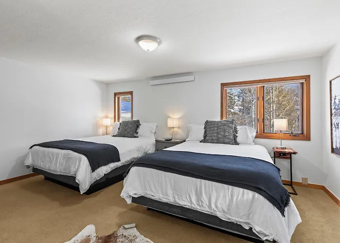 Abode At Fish Creek