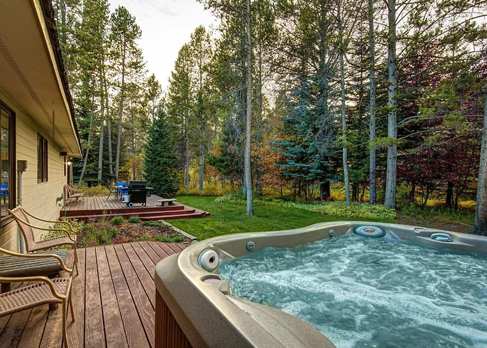 Abode At Fish Creek *