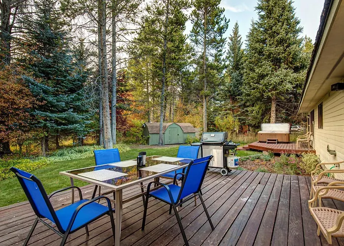 Abode At Fish Creek