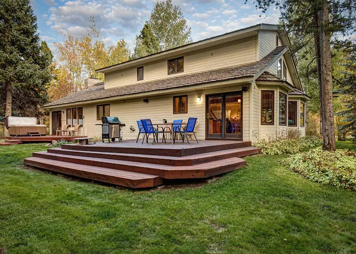 Abode At Fish Creek * Wilson
